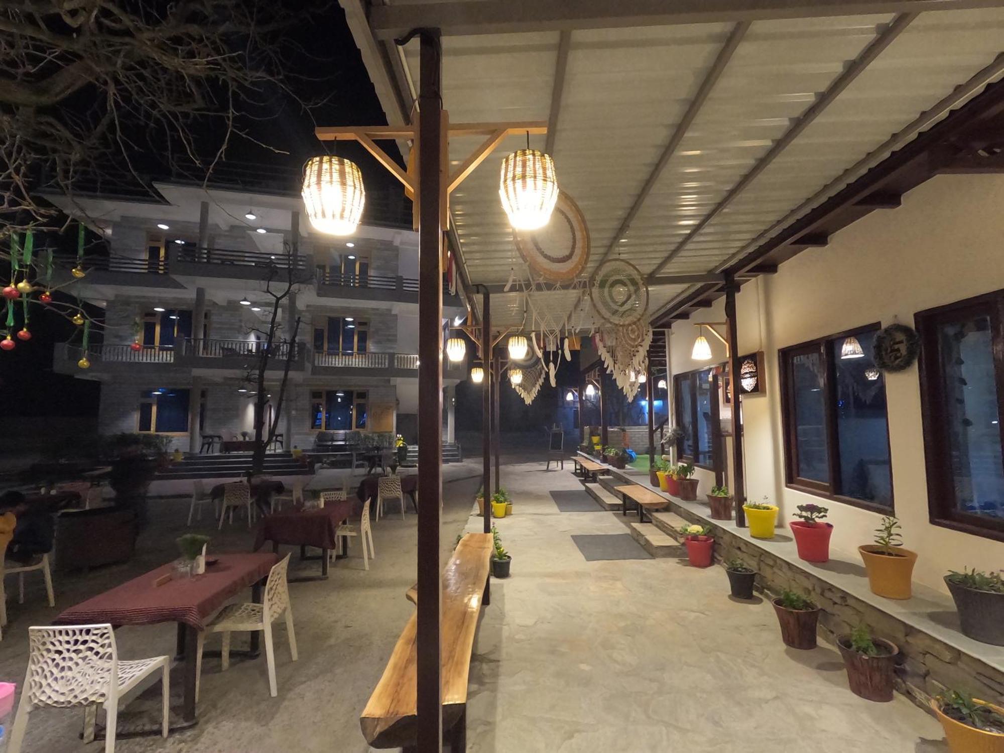 The Royal Orchard Kasol Ξενοδοχείο Εξωτερικό φωτογραφία