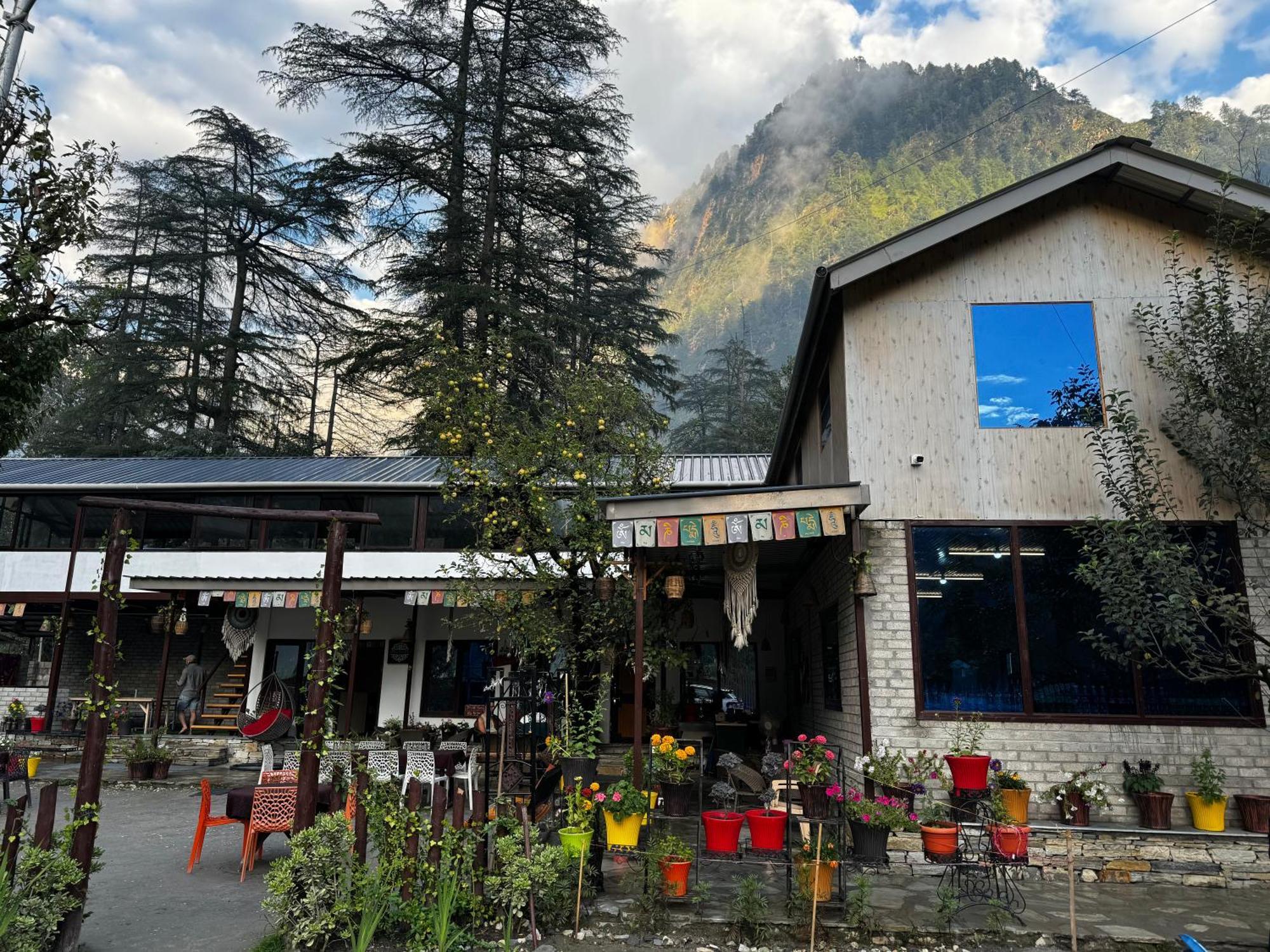 The Royal Orchard Kasol Ξενοδοχείο Εξωτερικό φωτογραφία