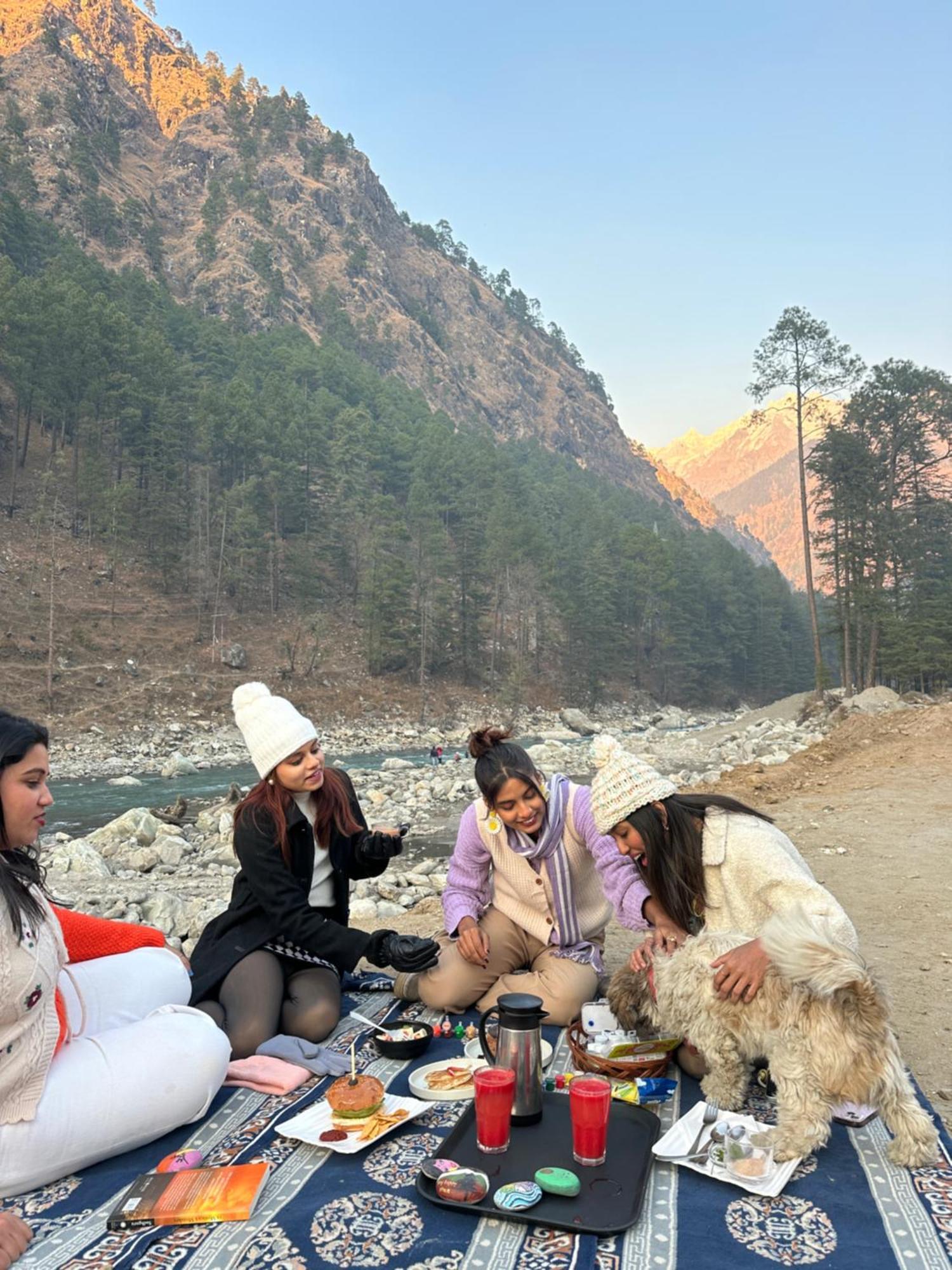 The Royal Orchard Kasol Ξενοδοχείο Εξωτερικό φωτογραφία